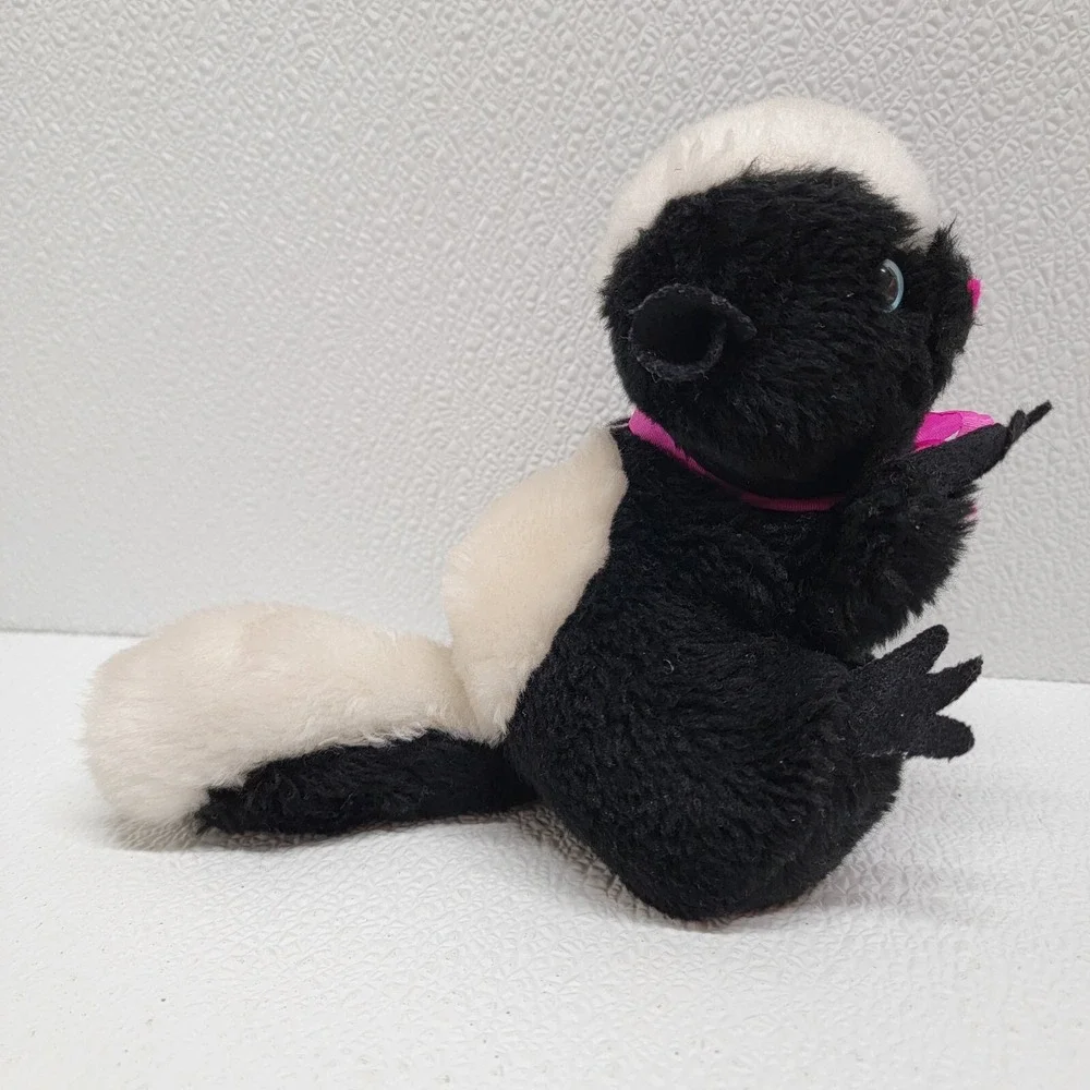 Vintage 1974 Dakin Skunk Plush Blue Eyes Pink Nose & Ribbon - Rare!